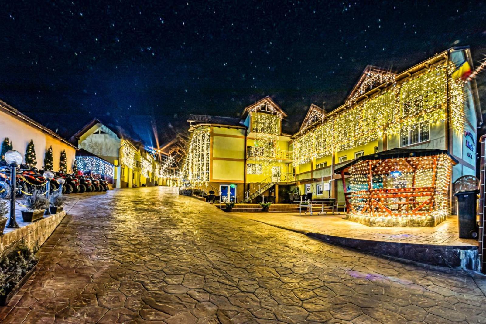 Pensiunea Mihaela-Transalpina Novaci-Străini Dış mekan fotoğraf